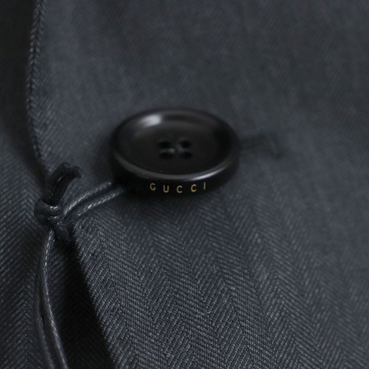未使用品▽GUCCI グッチ 28T9FH ストライプ柄 ロゴ入りボタン 未使用品▽GUCCI グッチ 28T9FH ストライプ柄 ロゴ入りボタン