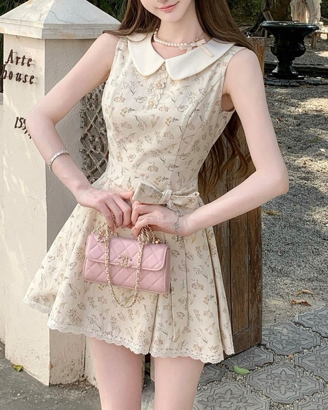 ティーブレイクフラワーノースリーブワンピース 25W08481