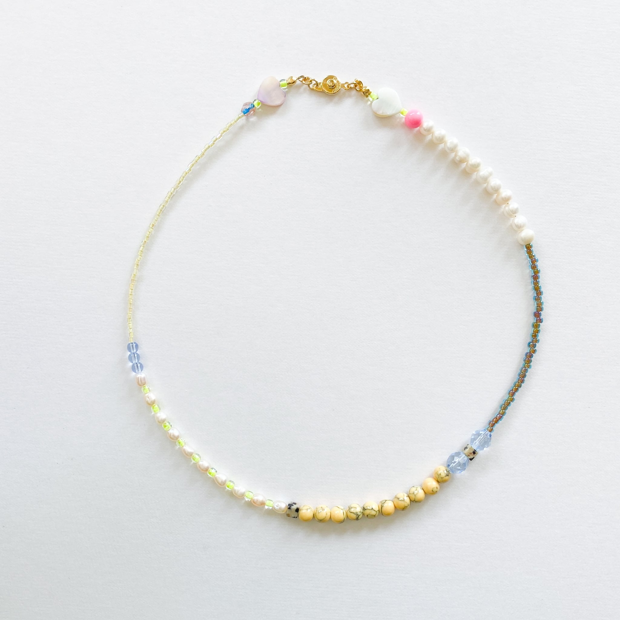 淡水パールとビーズのネックレス