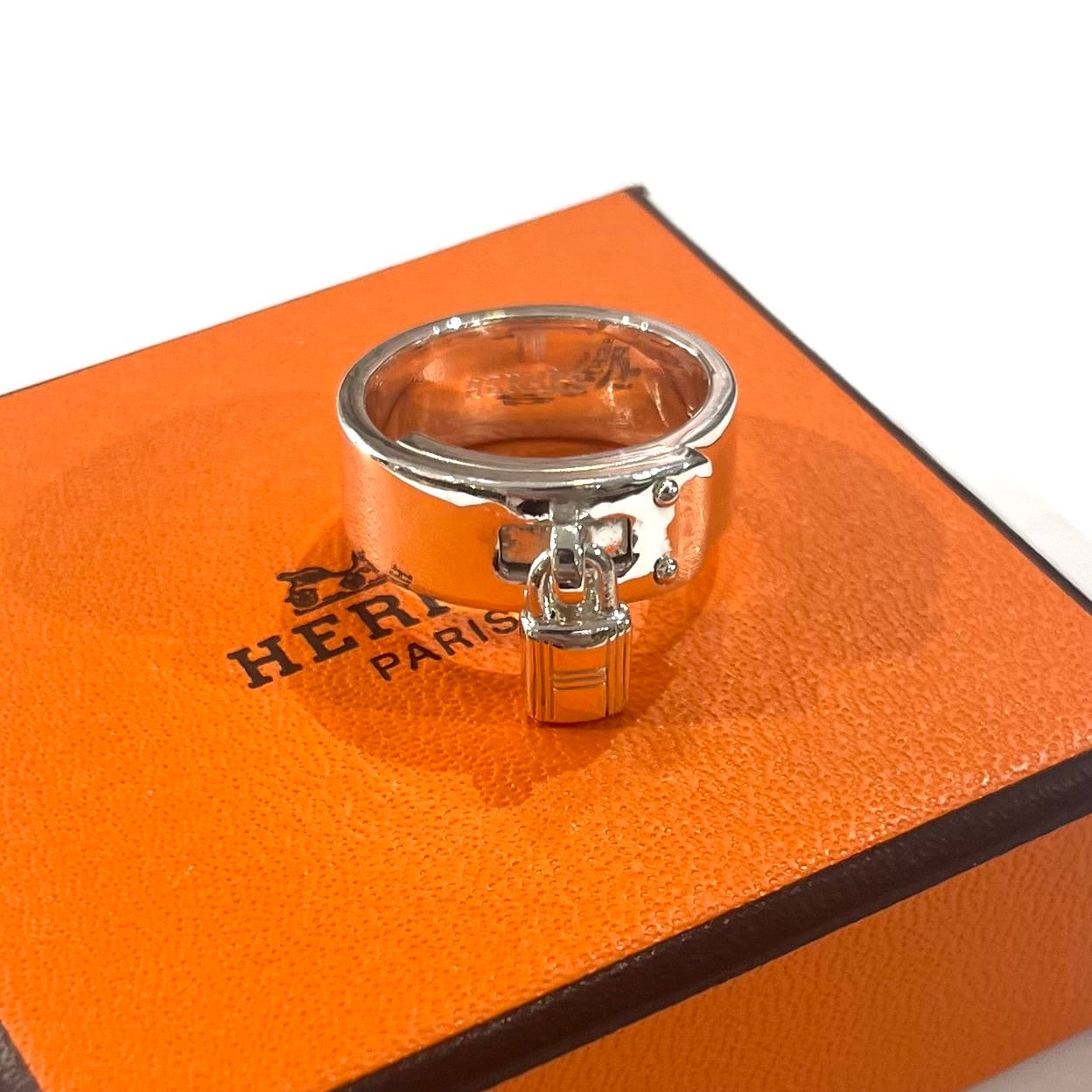 HERMÈS】【11.5号】2457エルメスケリー カデナリング 51号SV925