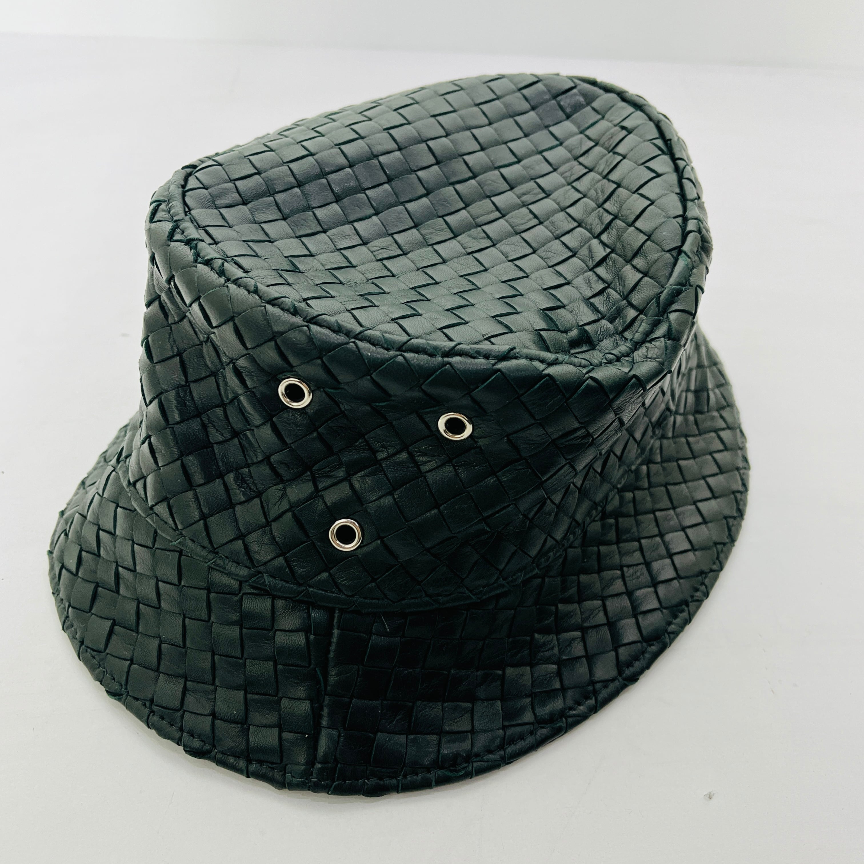 BOTTEGA VENETA レザー バケットハット