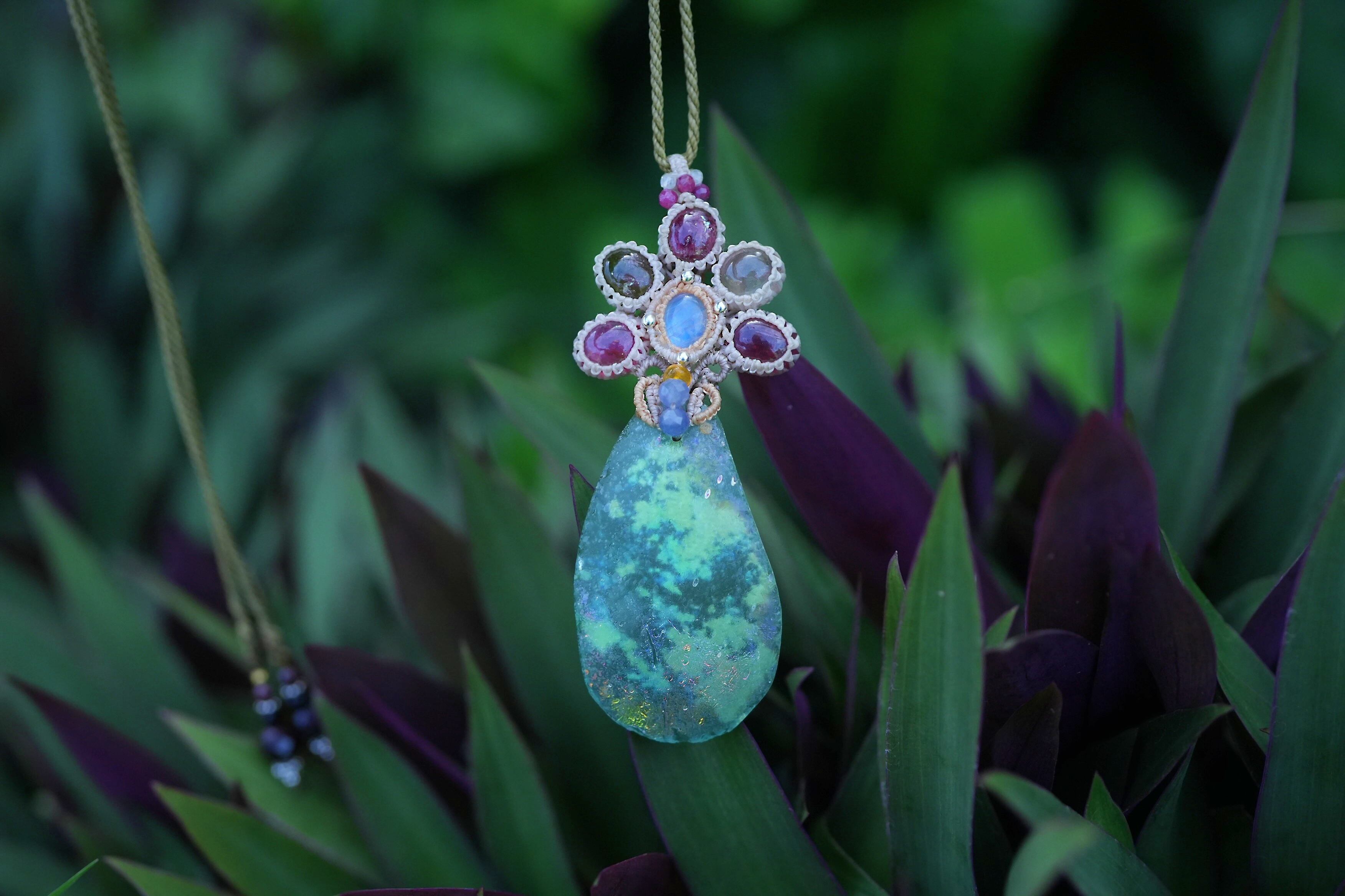 神聖なる涙★ローマングラス★トルマリン マクラメネックレス1674