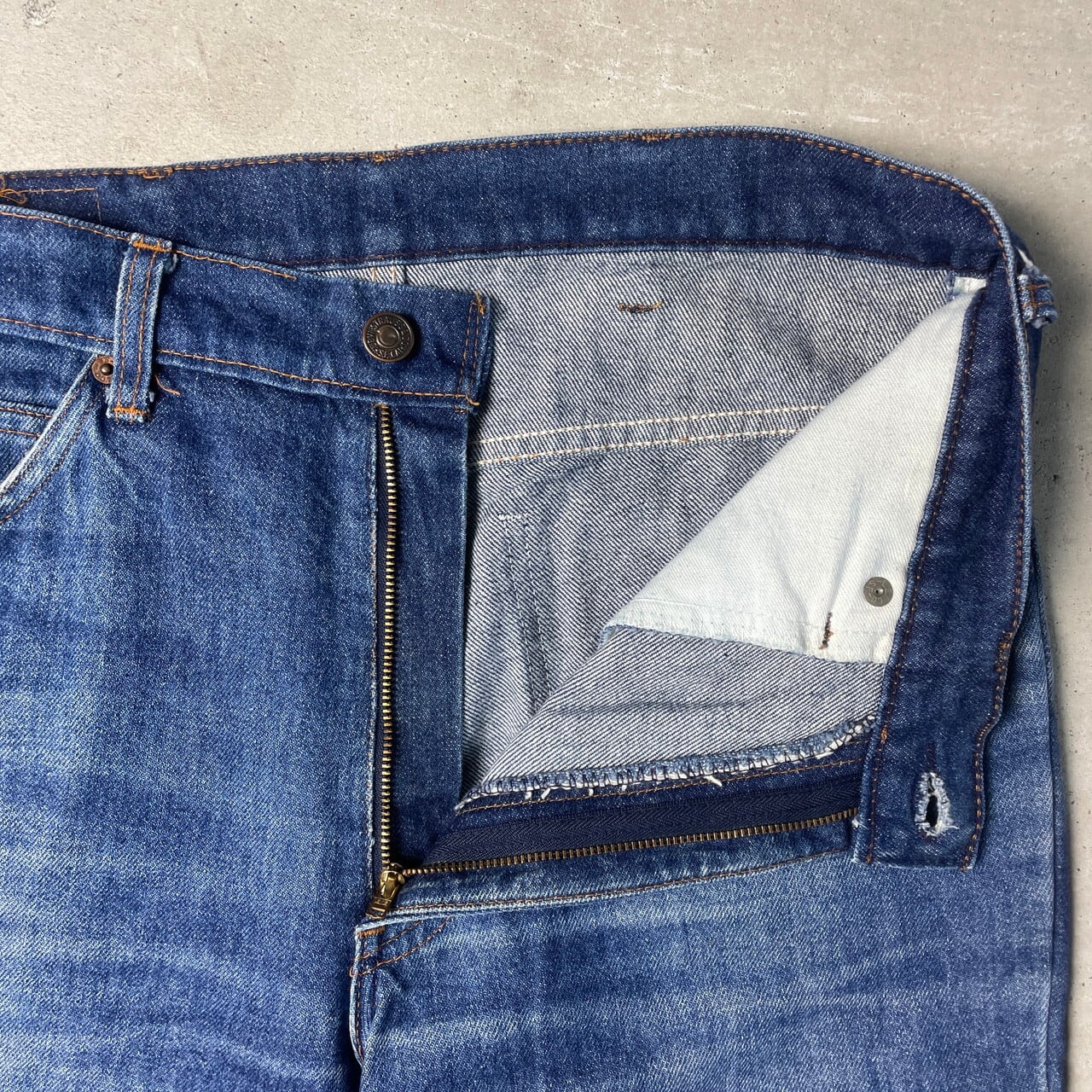 80年代 ベルギー製 Levi