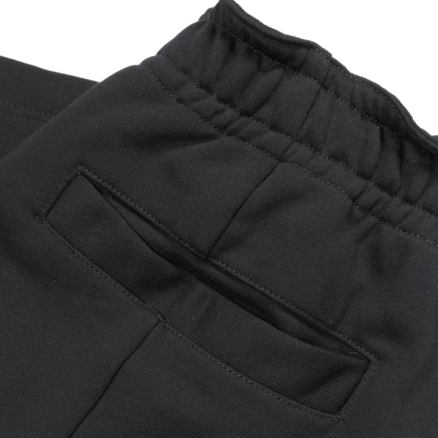 UNEEK BASEMNT - Discover independent style.