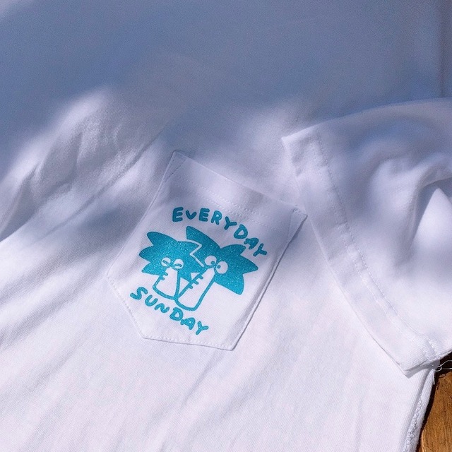 EVERYDAY SUNDAYプールサイドＴシャツ