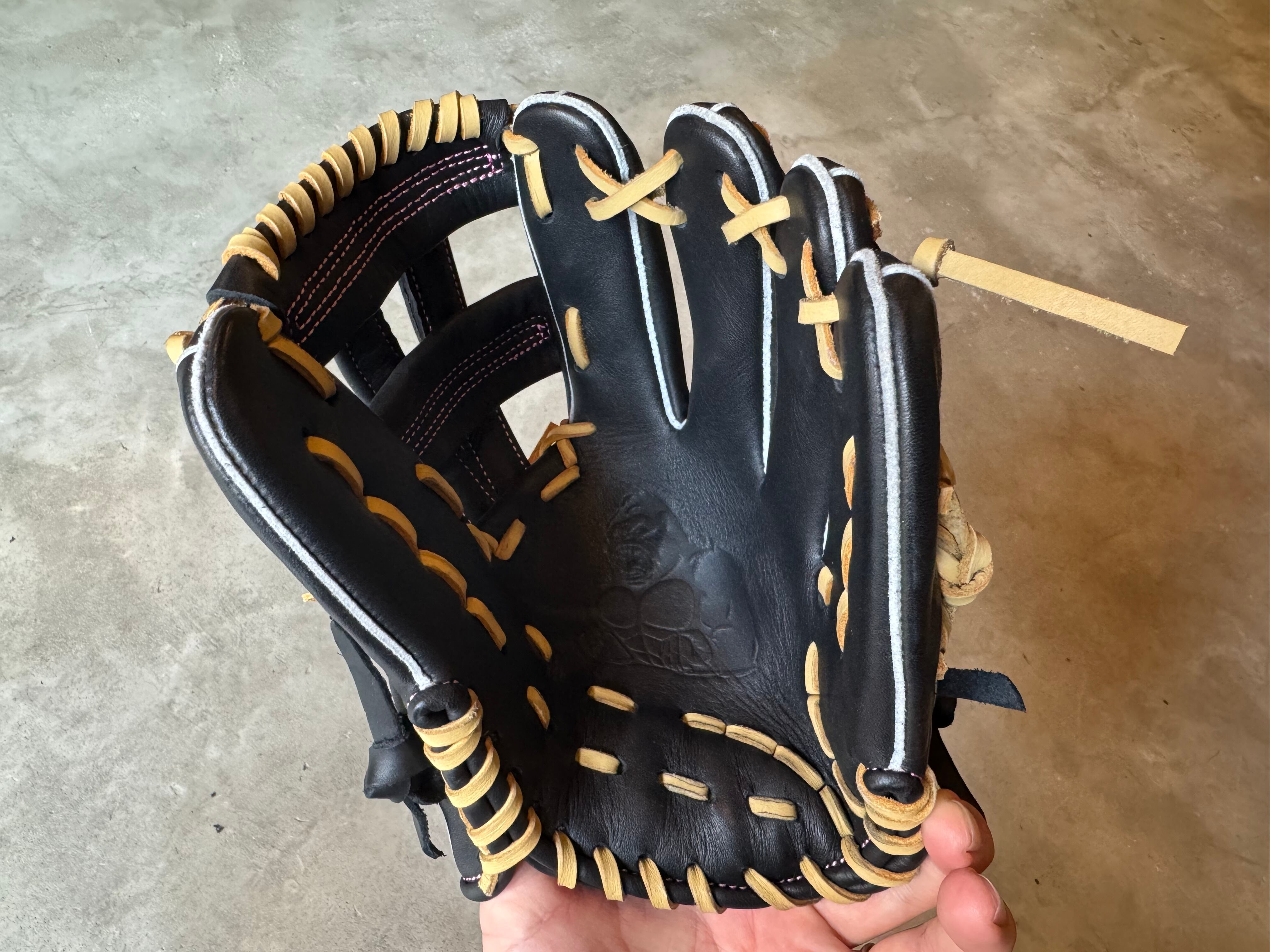 限定モデル【GS】ジュニア用グローブ “S” ブラック×ピンクラベル