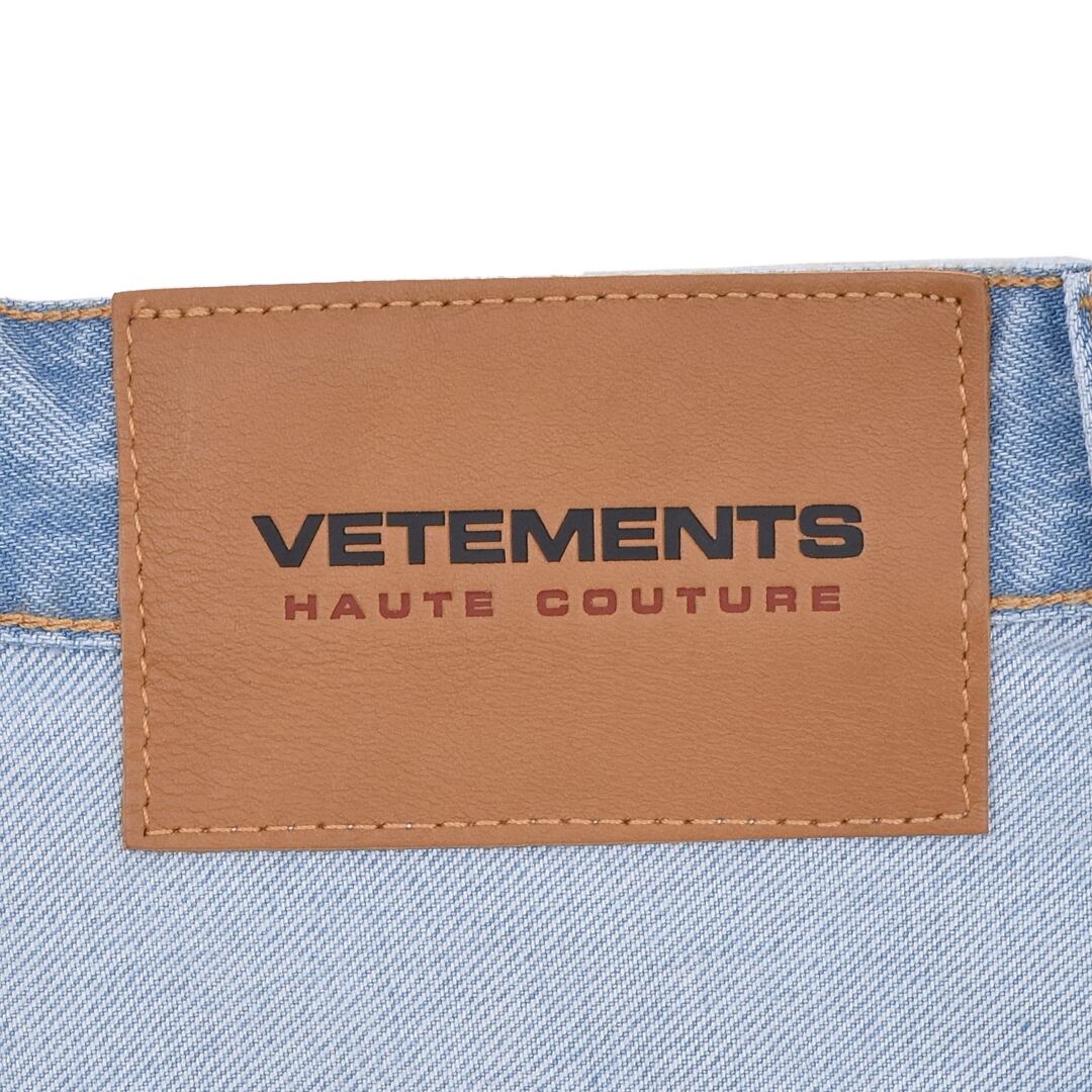 VETEMENTS】INSIDE-OUT BAGGY JEANS(LIGHT BLUE) | AYIN VETEMENTS】INSIDE-OUT BAGGY JEANS(LIGHT BLUE) | AYIN