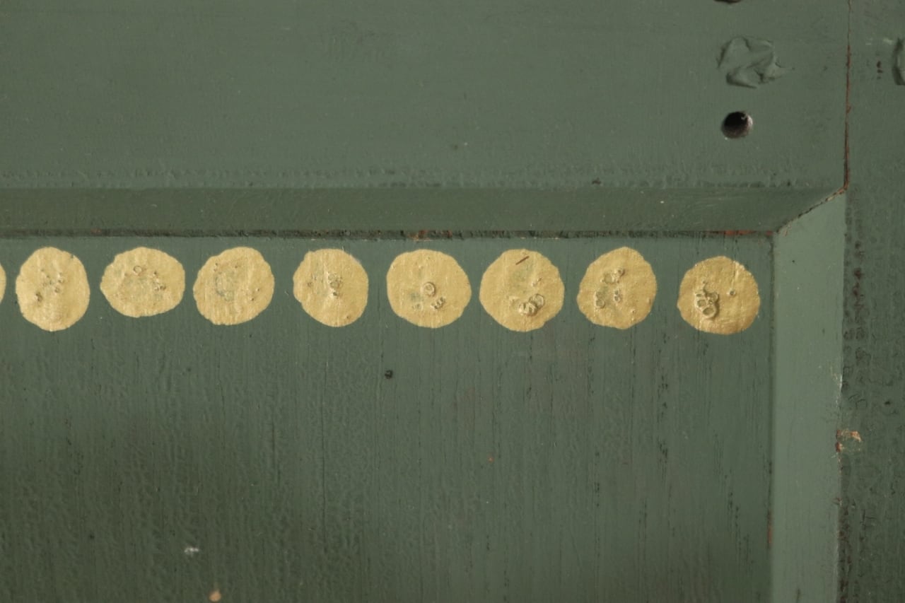 レトロ 建具 扉 引き戸 ドア ペイント 緑 グリーン 花柄 木製