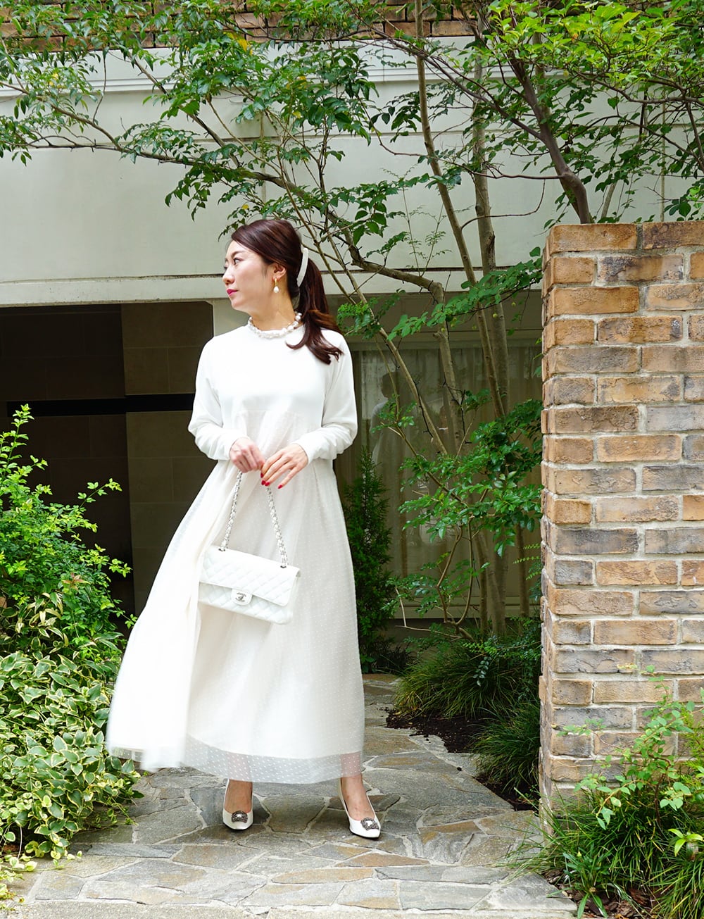フロッキードットチュールロングワンピースース off white | amin pur