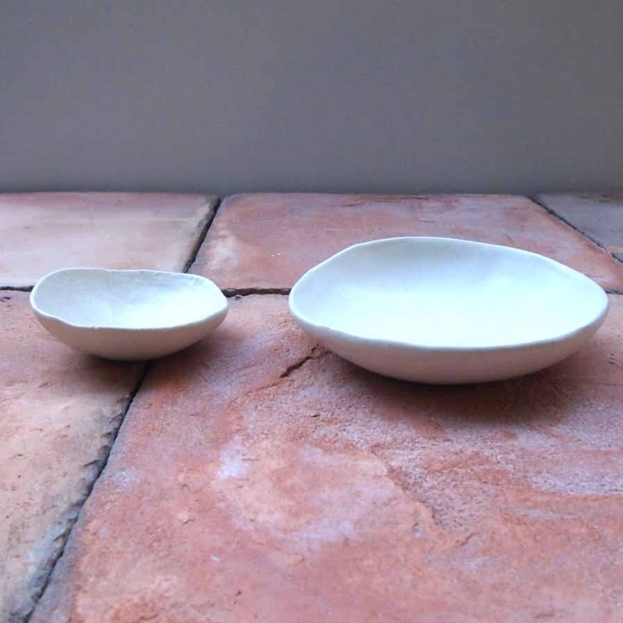 岩田圭介（陶）白ココナッツ皿（小） | Galeria Mamica shop