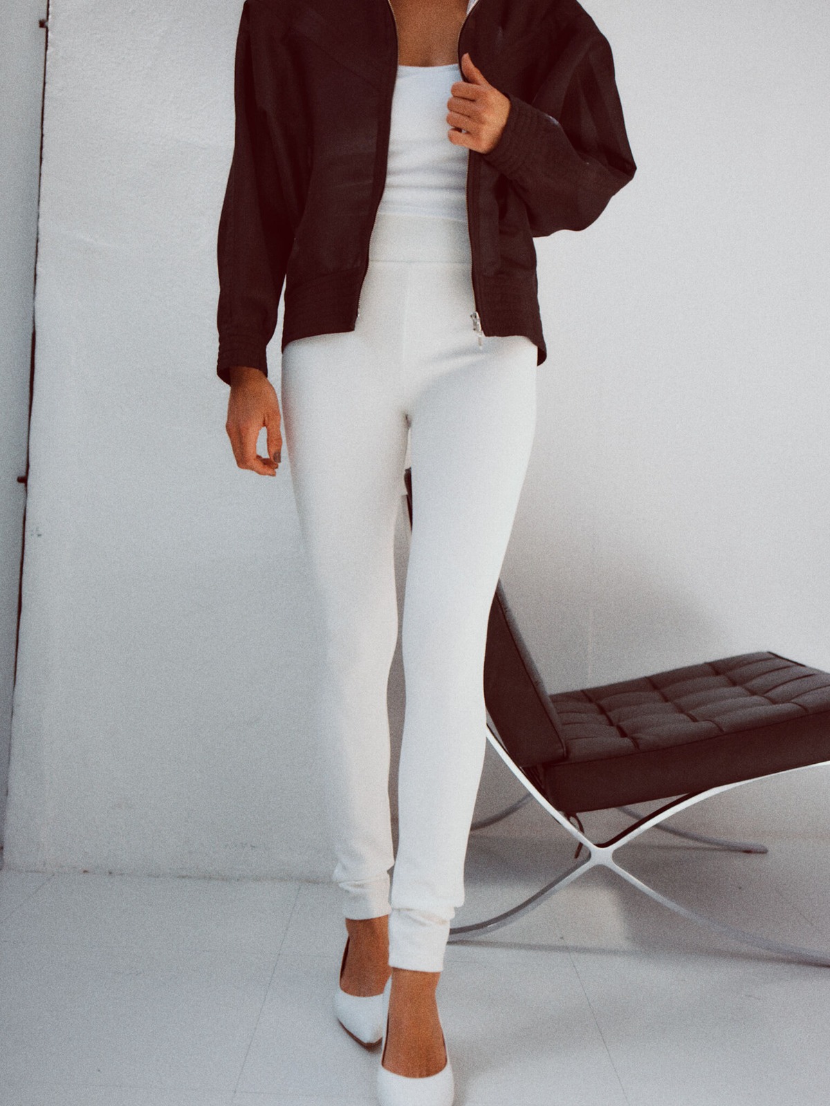 ROW LEGGING (white) TNH24120-33 | THE NEWHOUSE