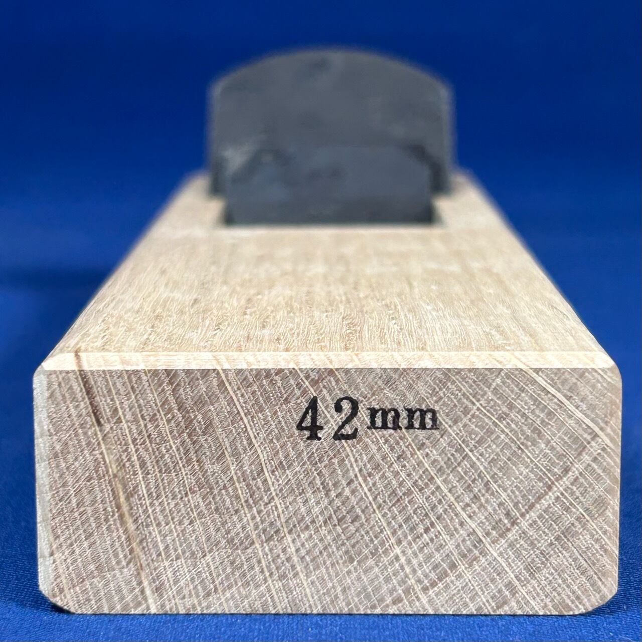 小森秀樹作 純鉄こもり 豆平鉋/寸4(42mm) | 利作オンラインストア
