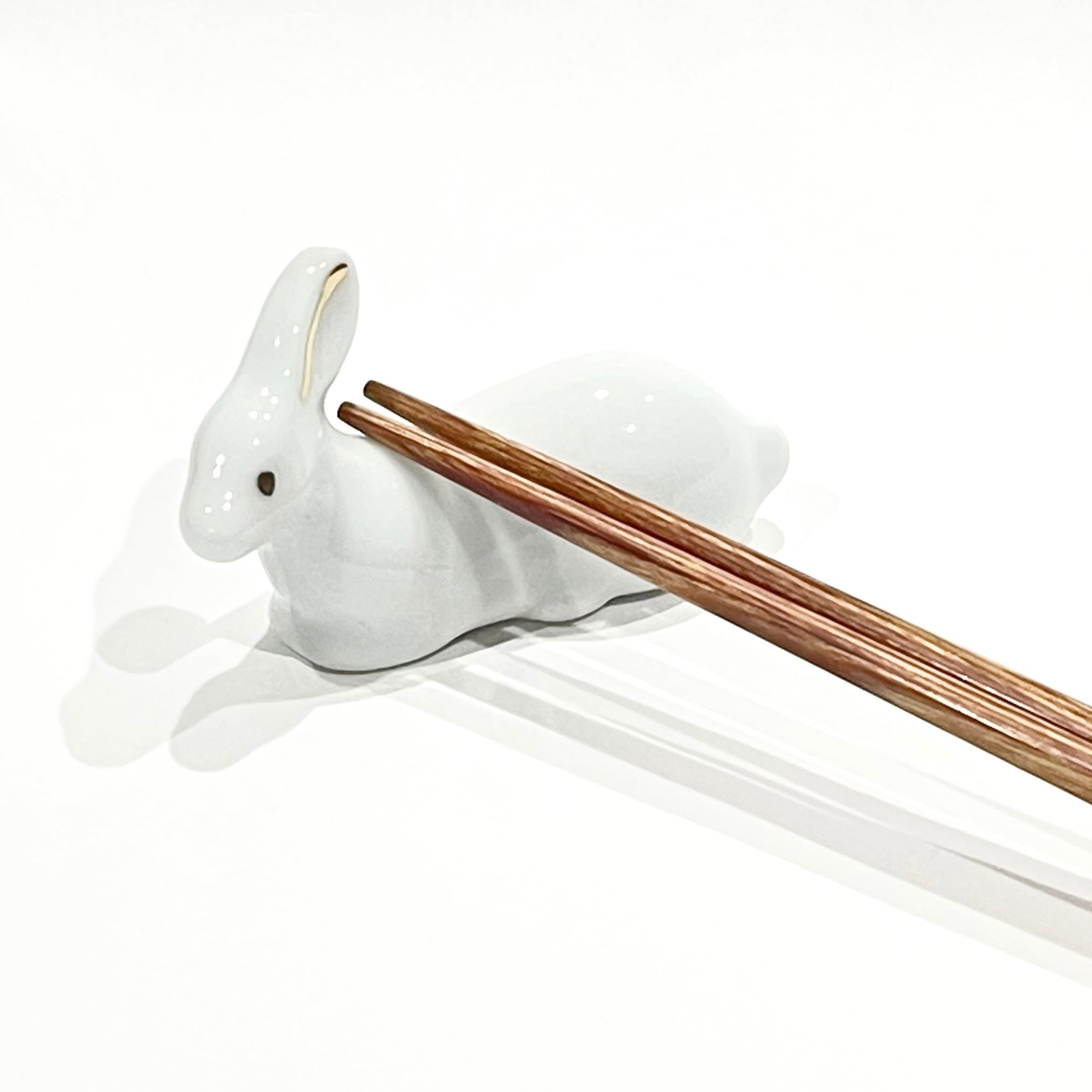 ウサギ型　金属製　箸置き　2客セット ウサギ型 金属製 箸置き 2客セット 楽天市場】うさぎ（箸置き