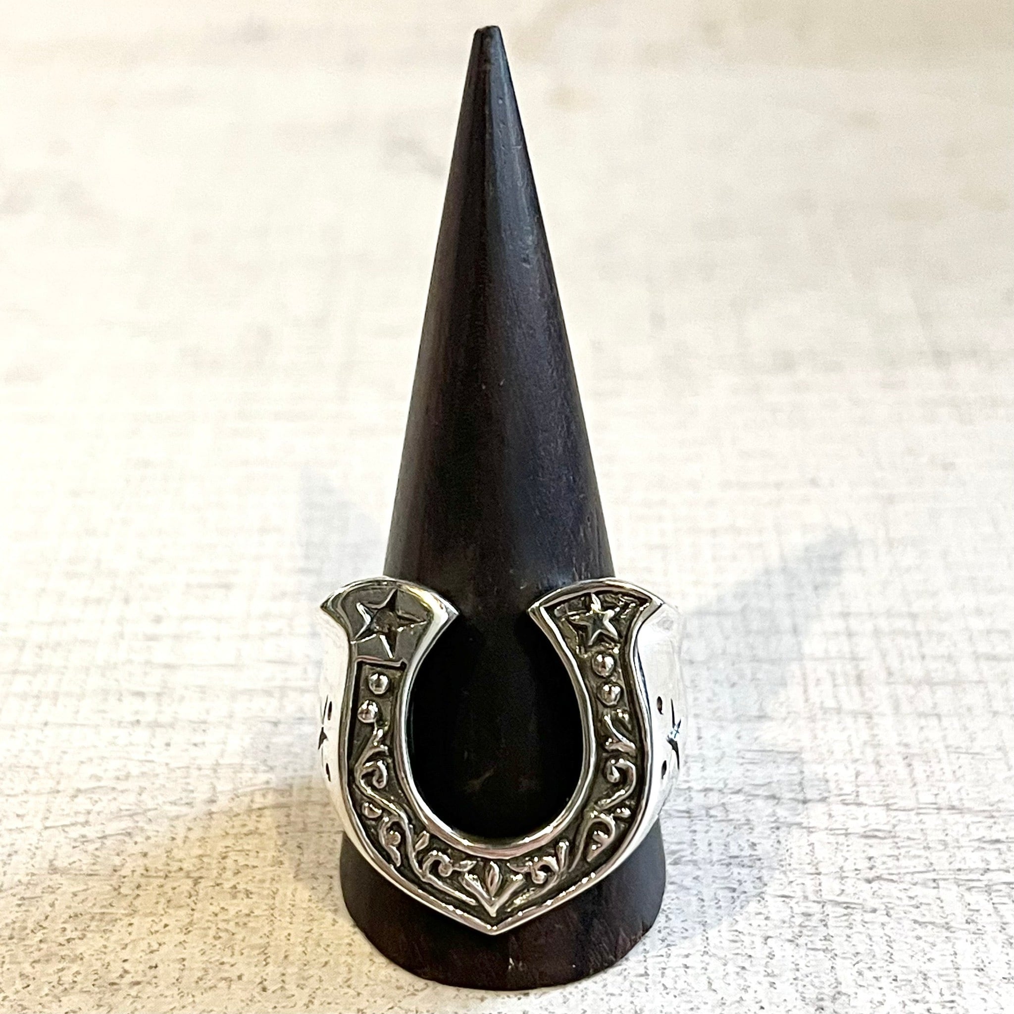 SILVER925 RED STONE TRIBAL DESIGN RING/シルバー/リング