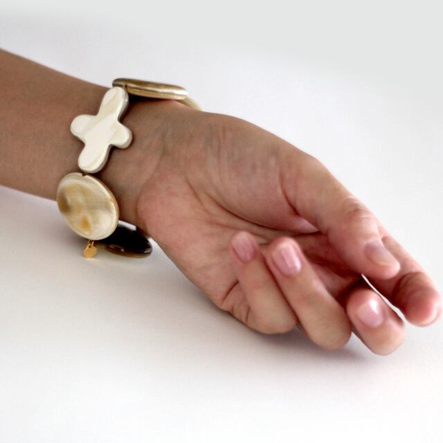 水牛の角　クローバーリング 水牛の角 クローバーリング - メルカリ