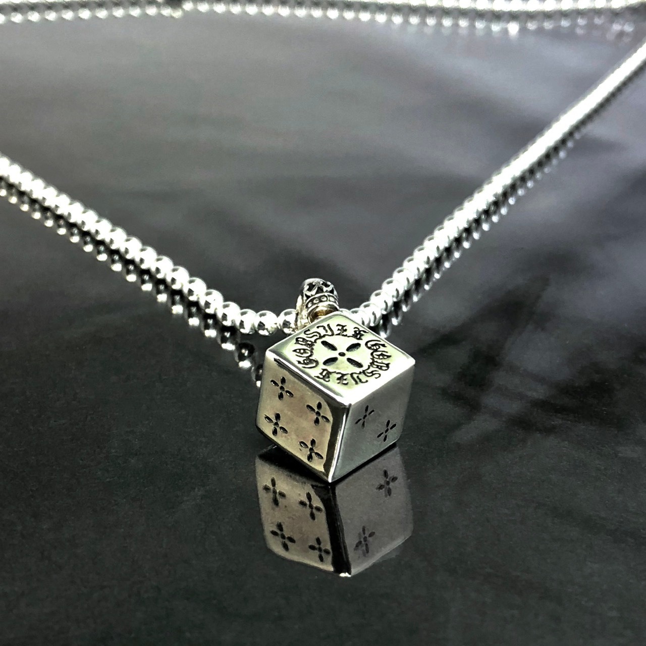 DICE : CROSS BALL CHAIN NECKLACE / クロスダイスボールチェーンネックレス