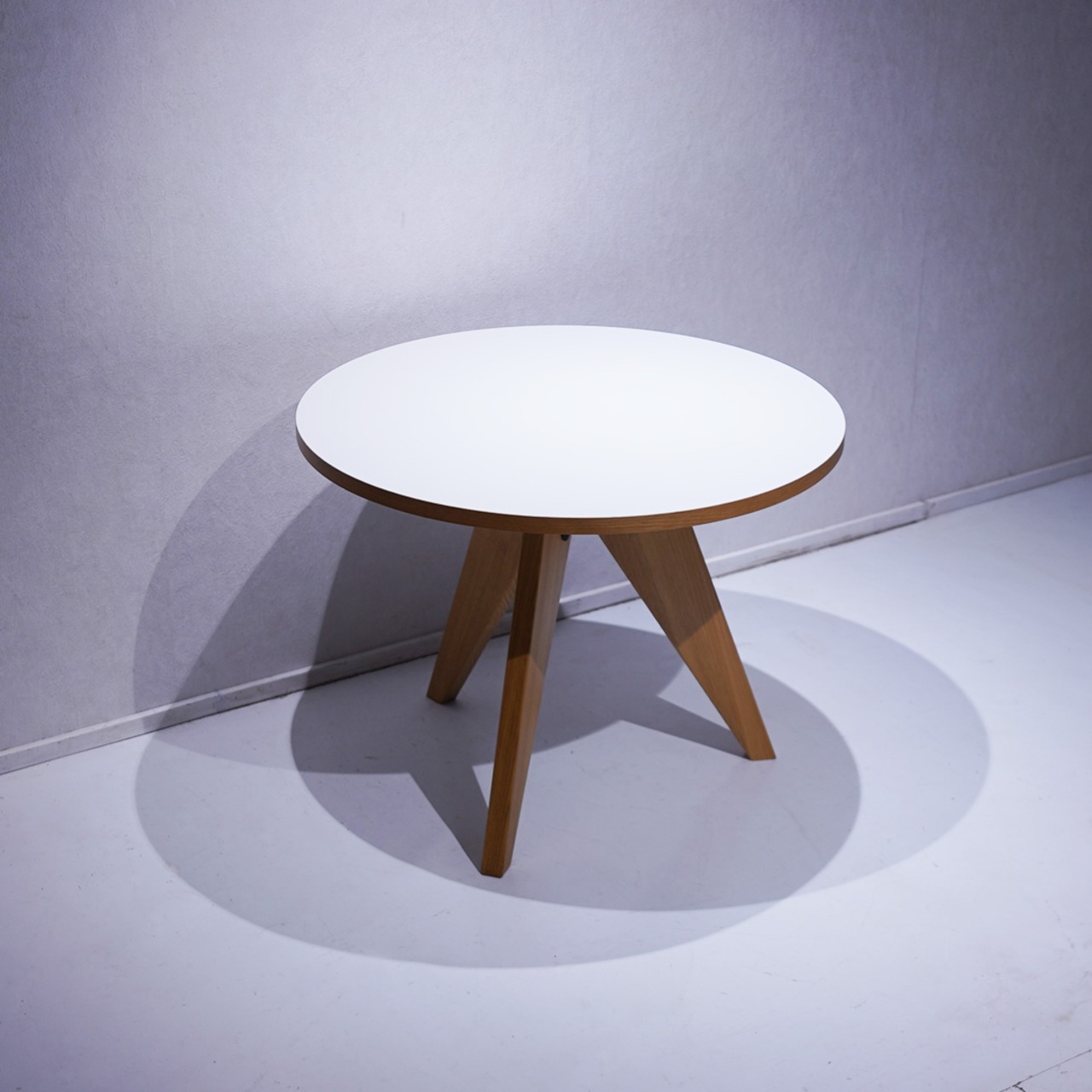 Vitra Gueridon ラウンドテーブル / 北欧 モダン Jean Prouve 名作 デザイナーズ テーブル 美品 ゲリドン ダイニングテーブル ヴィトラ