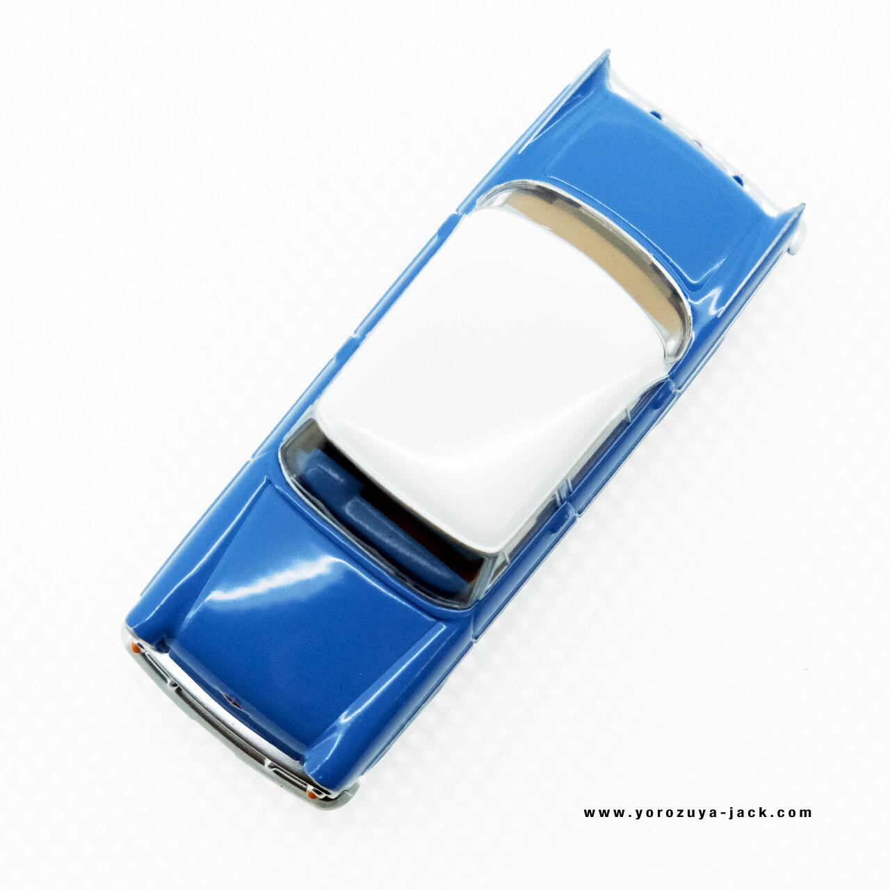 トミカリミテッドヴィンテージ LV-46b プリンス スカイライン