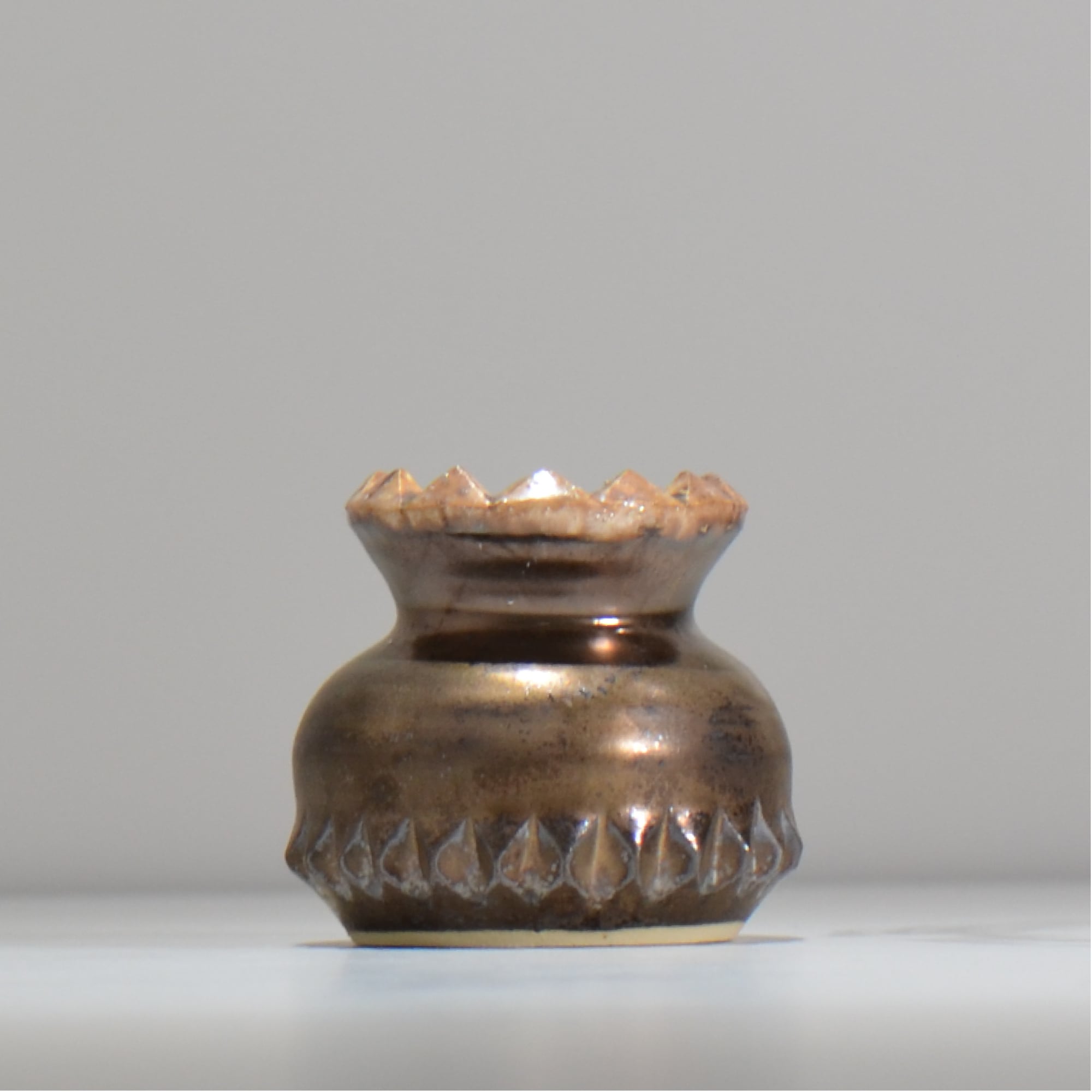 穂髙隆児 / 暁 -あかつき- / hr_aktk07_m / 約 φ12.8cm / 植木鉢 | PAY ID