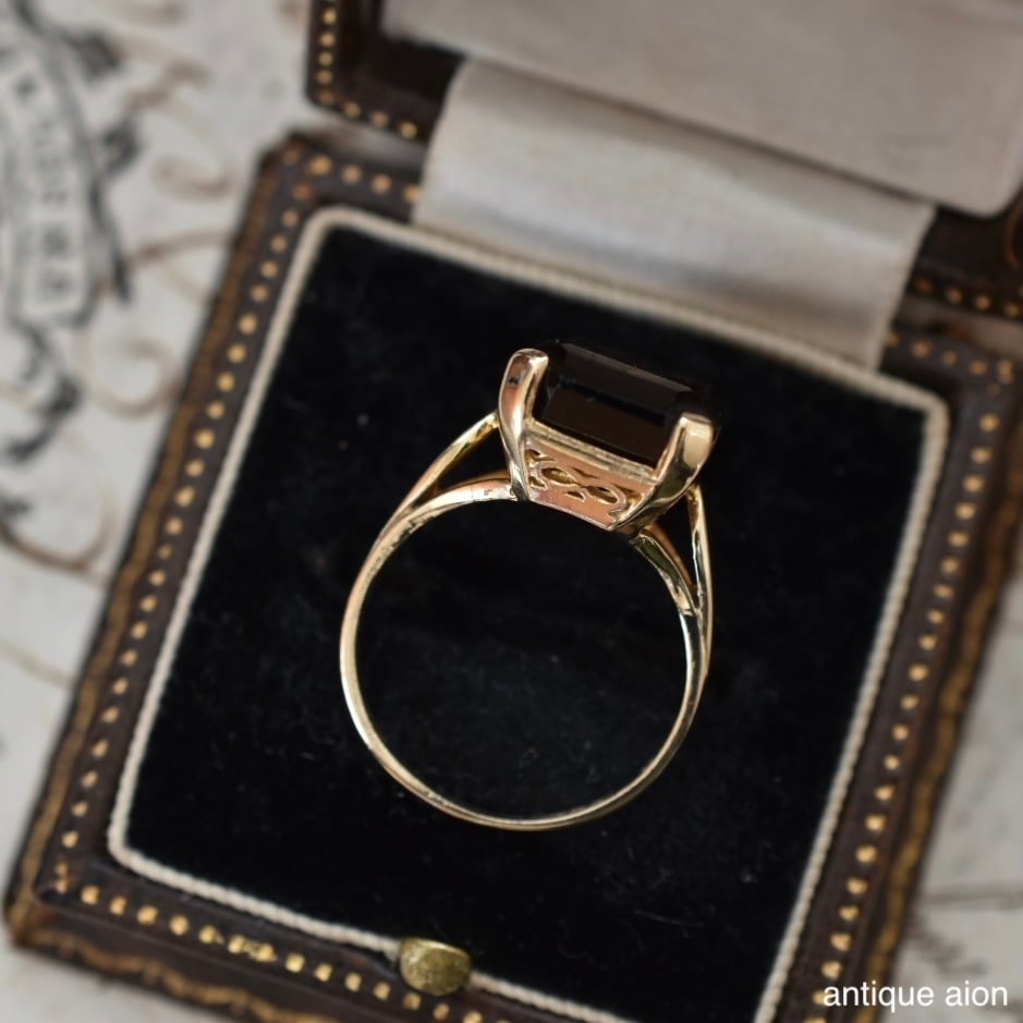 英国ヴィンテージ 1975年 9ctゴールド 天然スモーキークォーツのリング