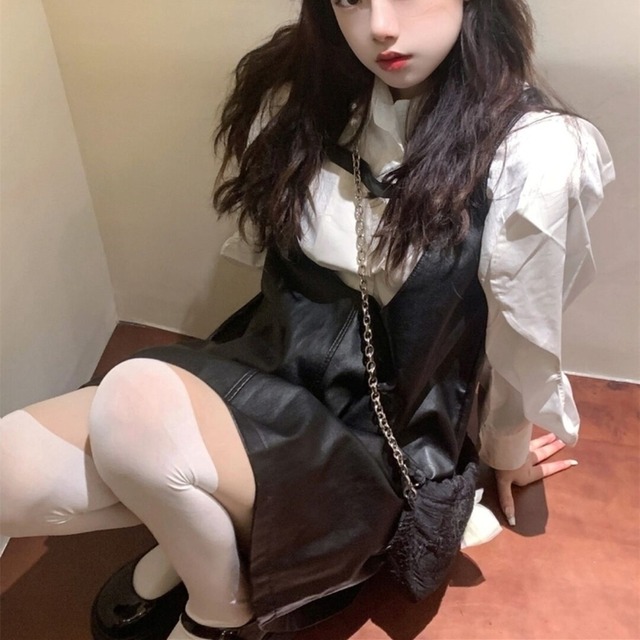 ゴスロリ通販 With U ゴシック ロリィタスカート サスペンダー PUレザー ハイウエスト ガーリー JKファッション 韓国 オルチャン 原宿ファッション