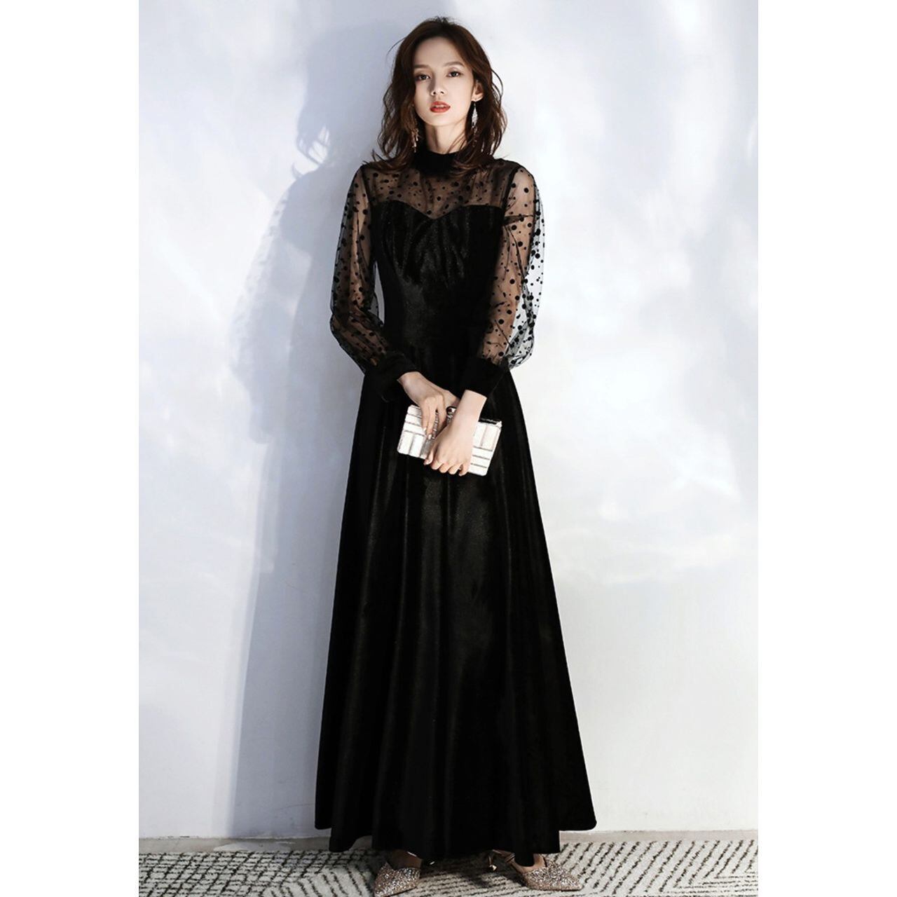 ドレス ロングドレス マキシ丈 長袖 ブラック 無地 エレガント ベルベット 結婚式 二次会 演奏会 街角のカフェテラス