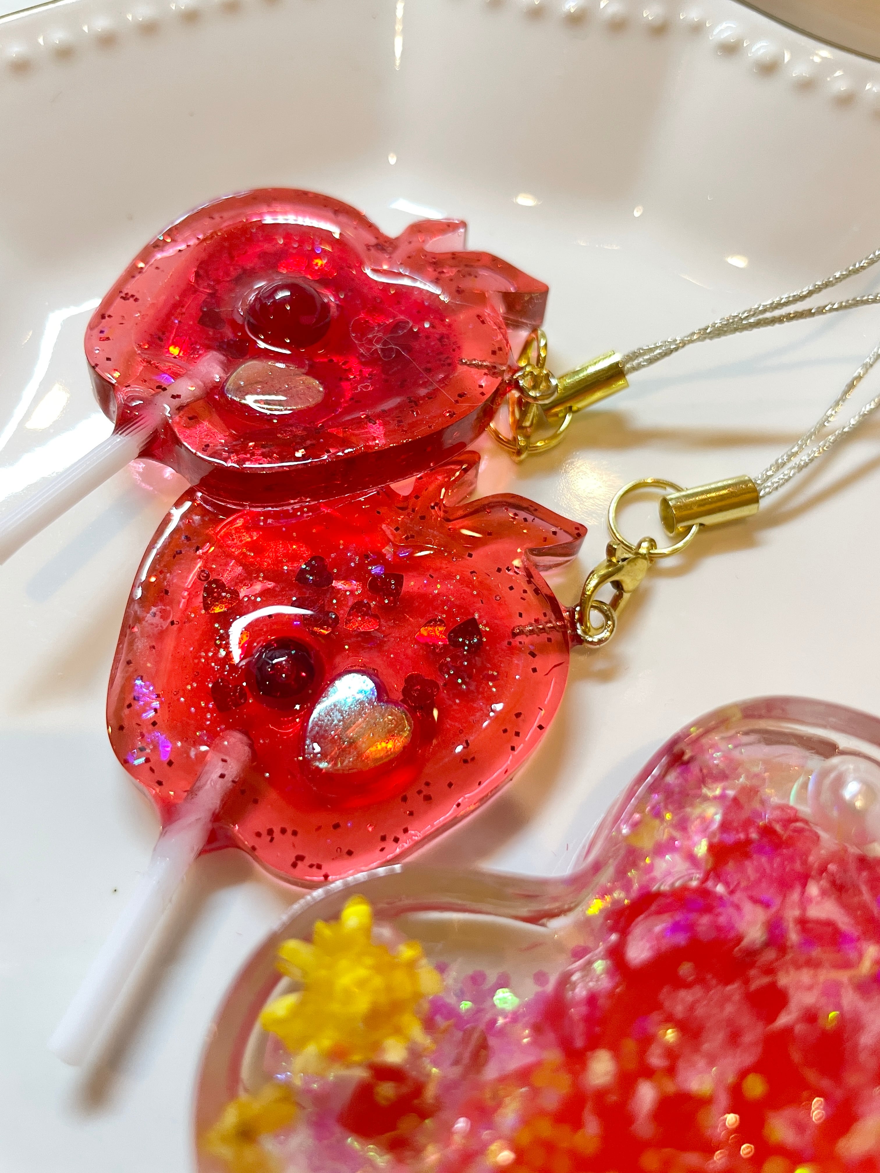 りんご飴のストラップキーホルダー【夏祭り】 | PAY ID