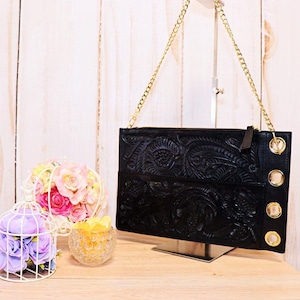 CARVING TRIBES チェーンショルダーバッグ ブラック ゴールド金具