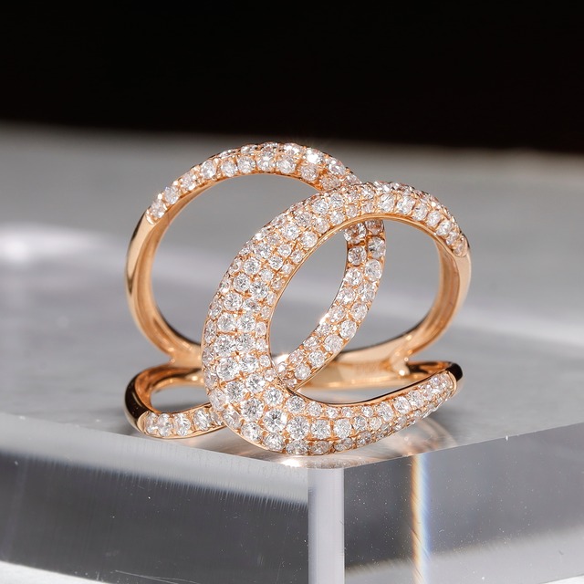 ダイヤモンド デザインリング K18(PG) / 0.810ct