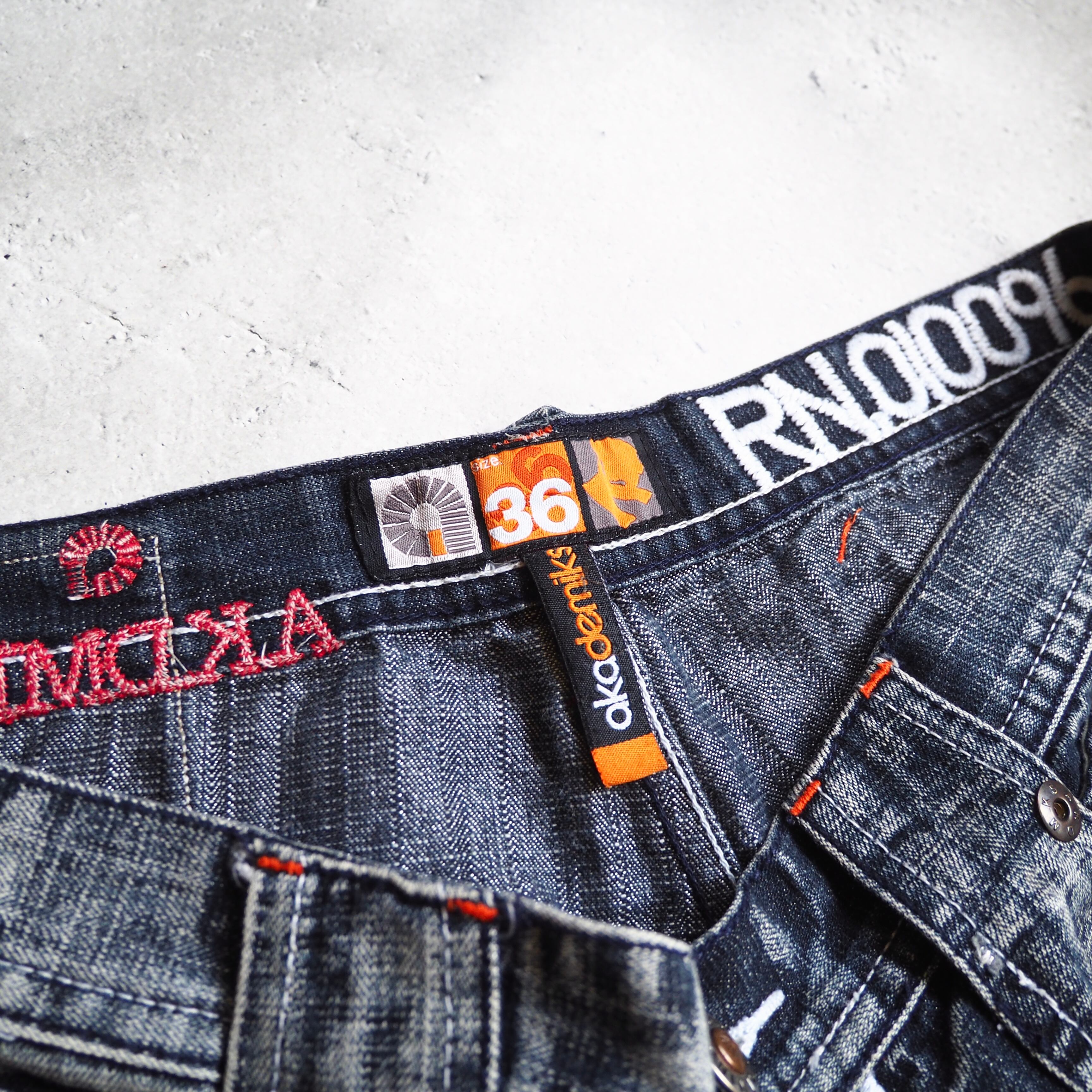 " Special - AKADEMIKS " Good Fade × Damage Vintage Baggy Denim shorts