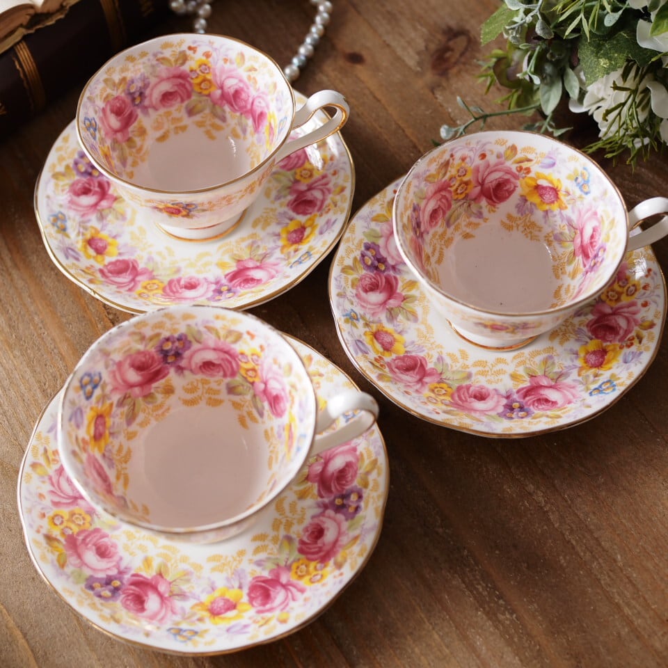 ロイヤルアルバート | antique FEELPORT アンティーク食器の専門店