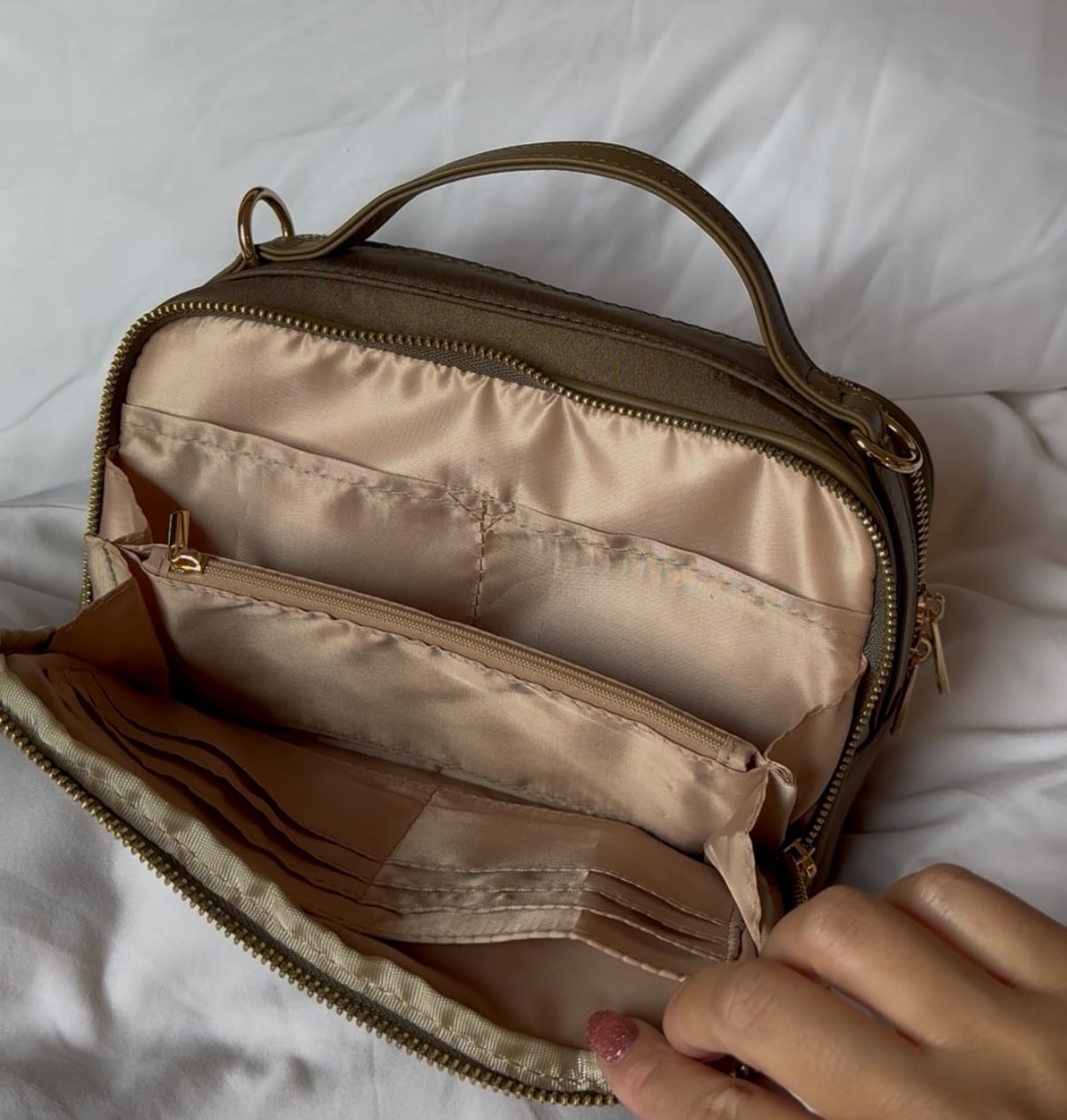 カメラバッグ カーキ | soleile