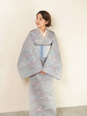 《白鳥と月のかけら》 ピーコック崩し柄 × ドット｜セオアルファ着物｜春秋単衣・盛夏対応