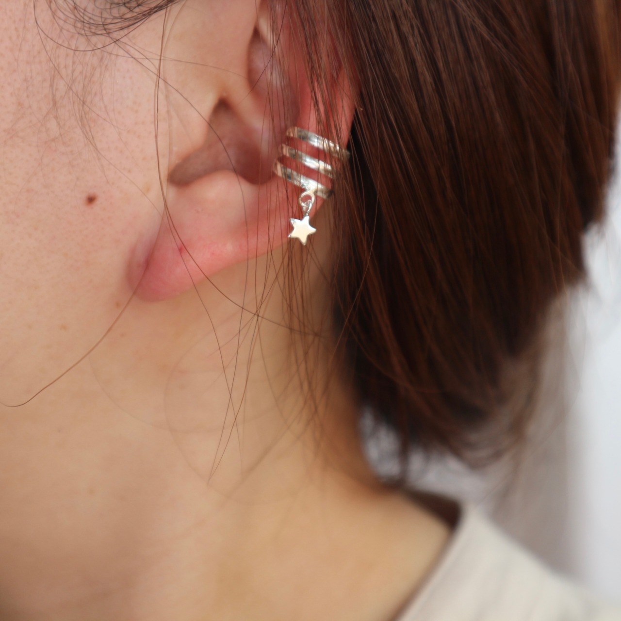 ミニ星シルバーイヤーカフ