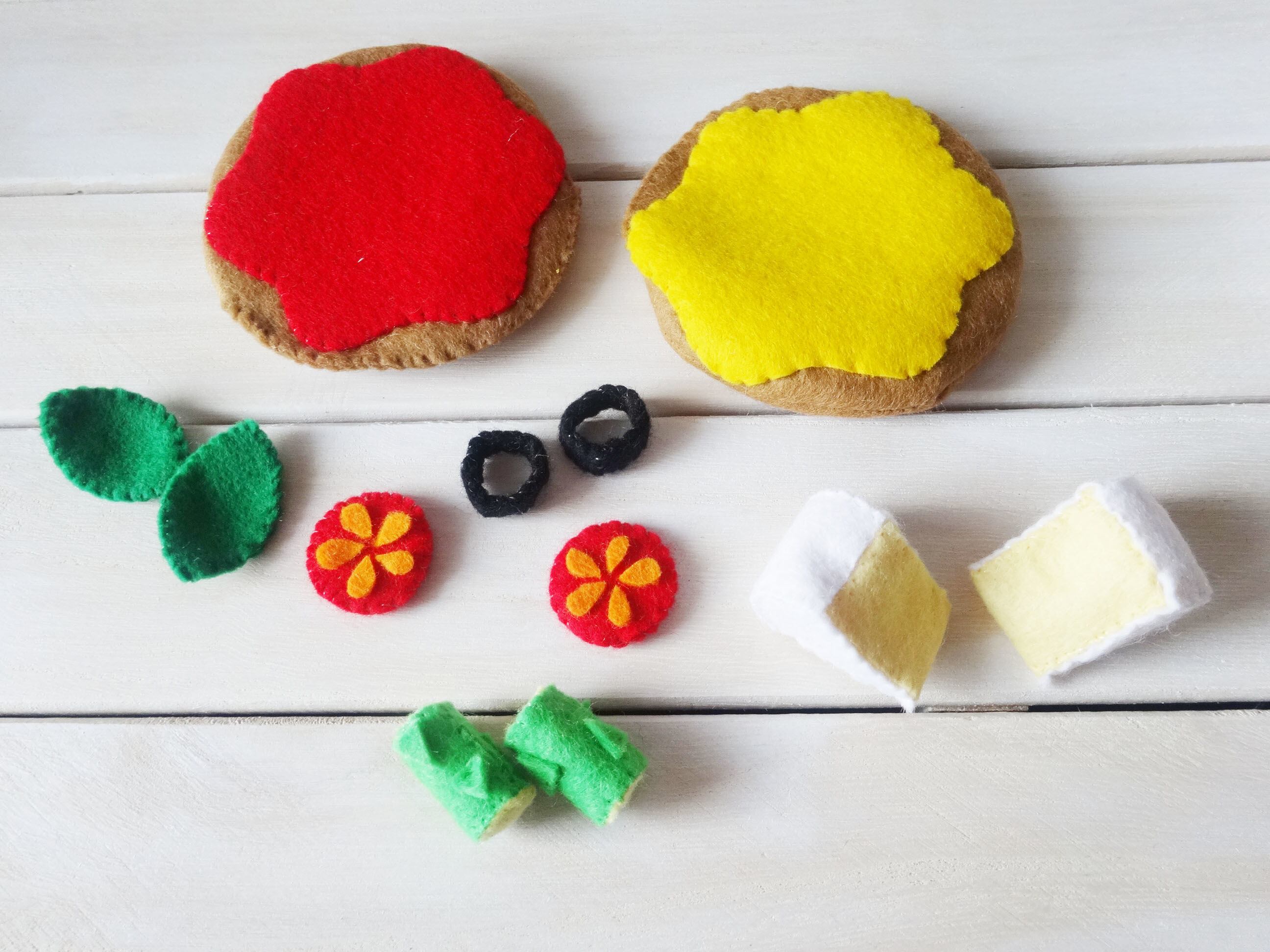 ③フェルトままごと ふんわりパン屋さん オーダーページ