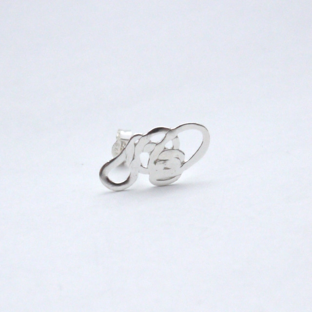 【片耳】VUP-43 "moments" pierced earring