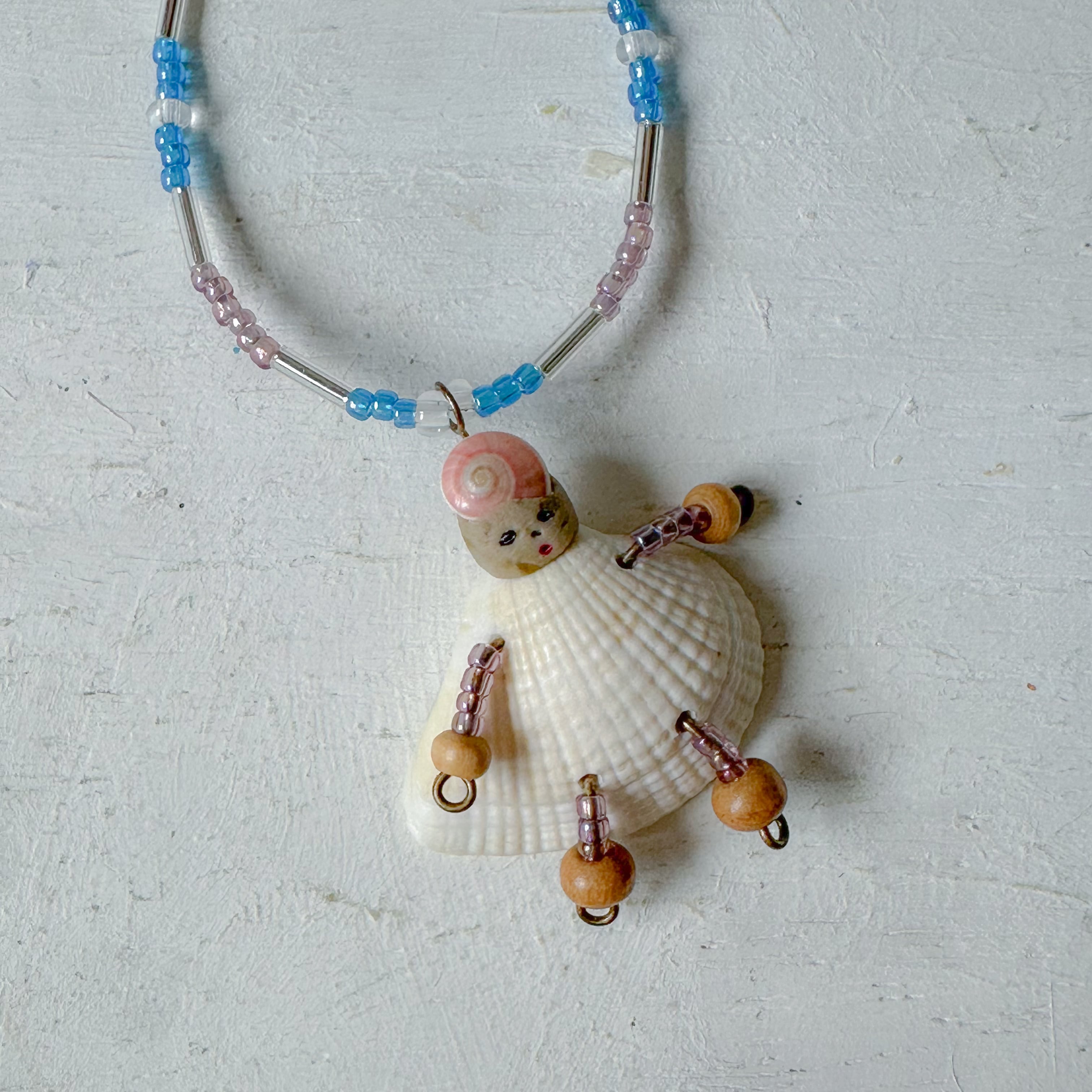 貝殻ドールとビーズのペンダント04 | 貝殻こけし舎