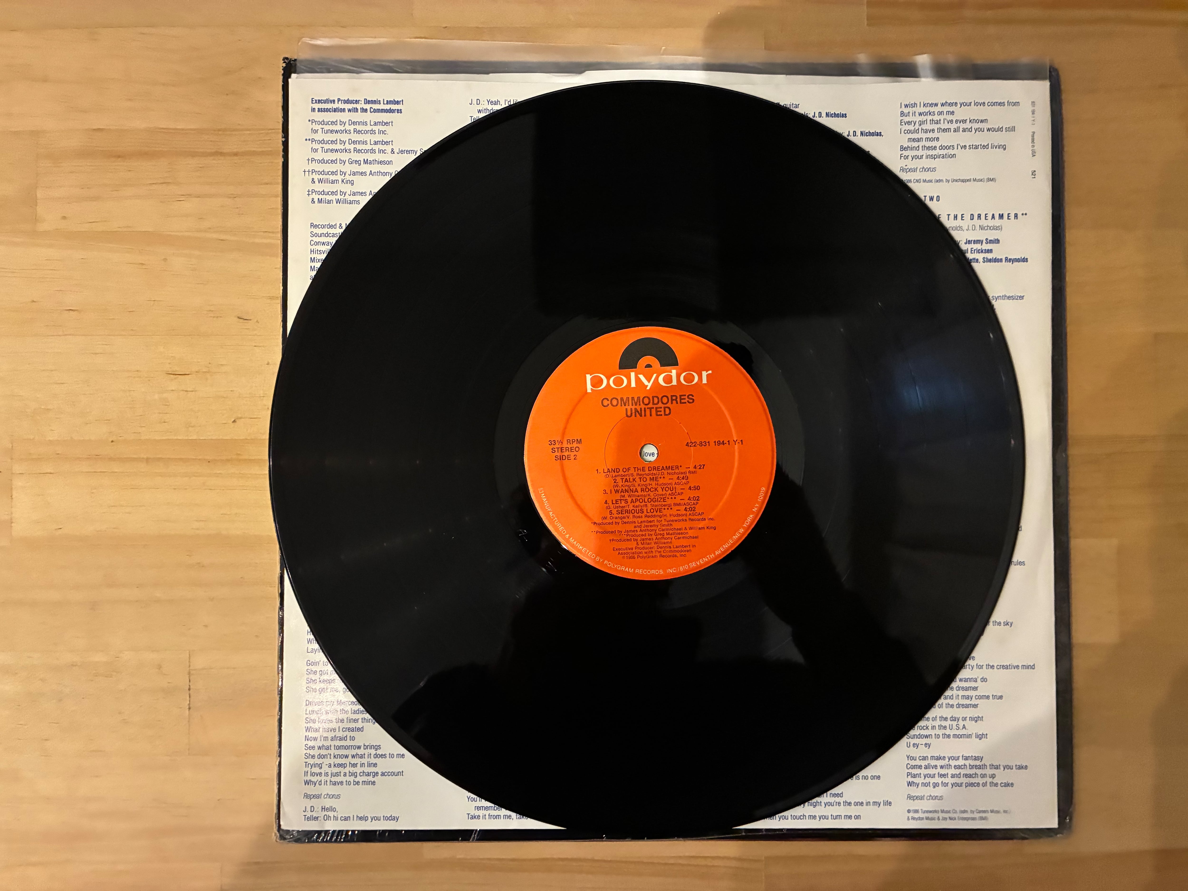COMMODORES / UNITED | sixteen records (シックスティーンレコード)