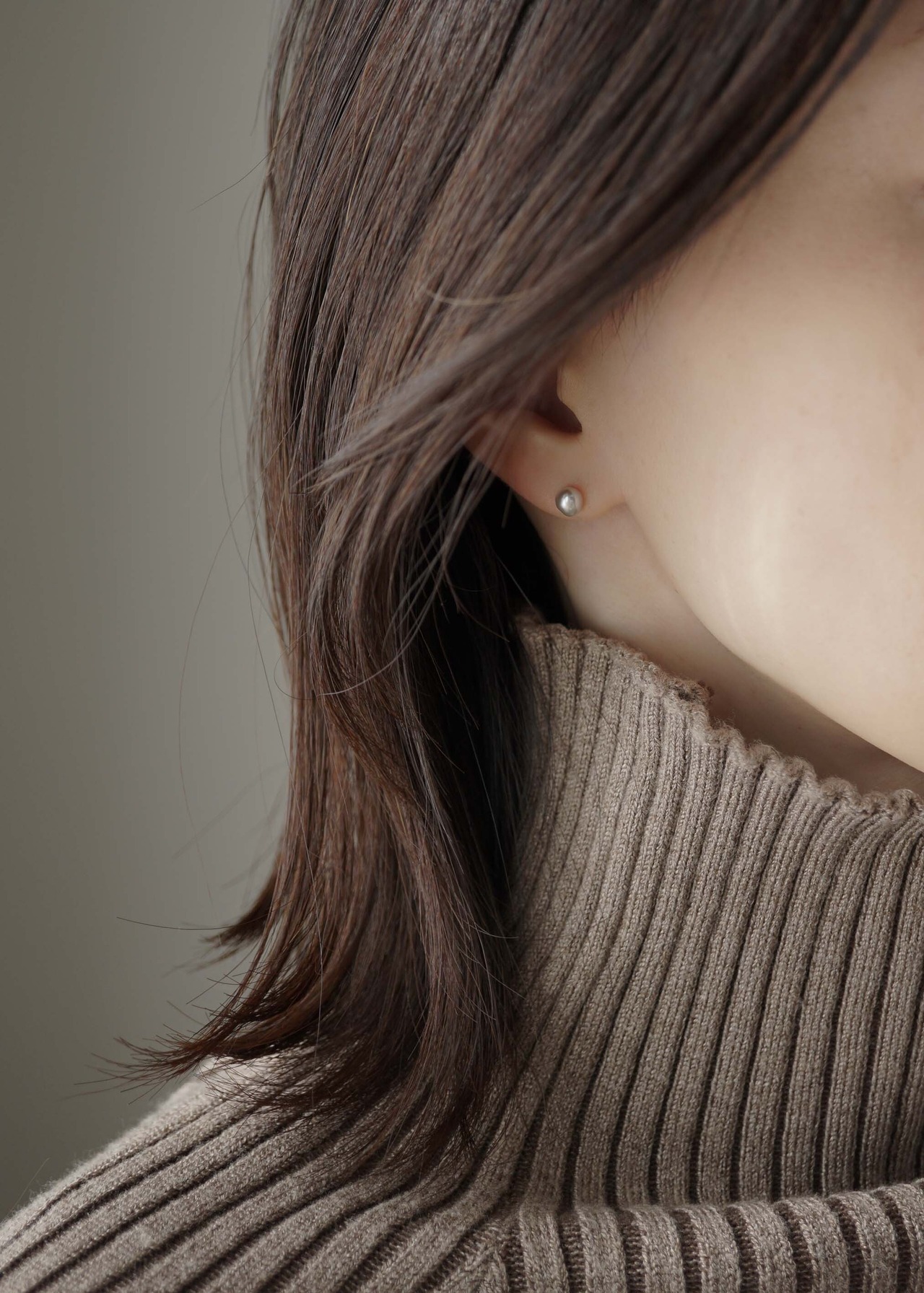 小粒 Ennui パールピアス-Gray／K14GF