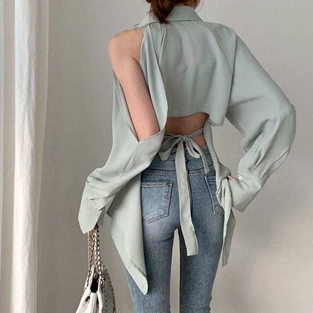 トップス レディース 送料無料 3色 ブラウス シャツ オープンショルダー フリル バックコンシャス 長袖 襟付き シフォン レース シアー シースルー ロングカフス ポリエステル ホワイト 白 ピンク アプリコット 単色 透け感 こなれ感 抜け感 ガーリー かわいい 可愛い 涼し 通気性 キュート 上品 エレガント きれいめ ラブリー 女の子 お洒落 おしゃれ 春 春服 夏 夏服 10代 20代 デート おでかけ モテ 女子会 普段使い 着回し 重ね着 定番 2021 韓国 韓国系 オルチャン