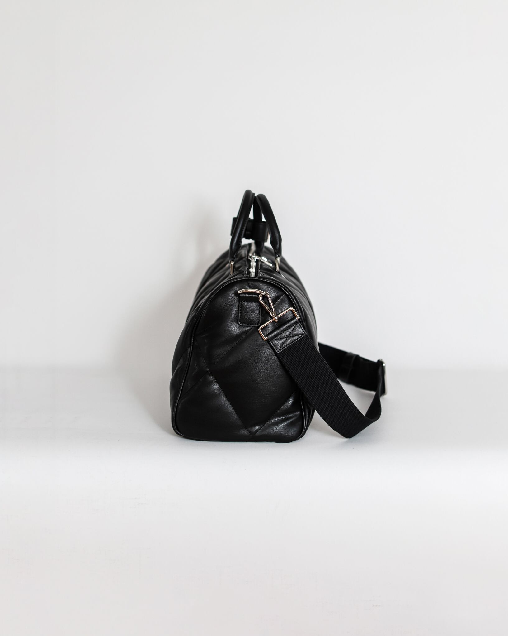 Boston Quilting Leather Bag | AMBERGLEAM