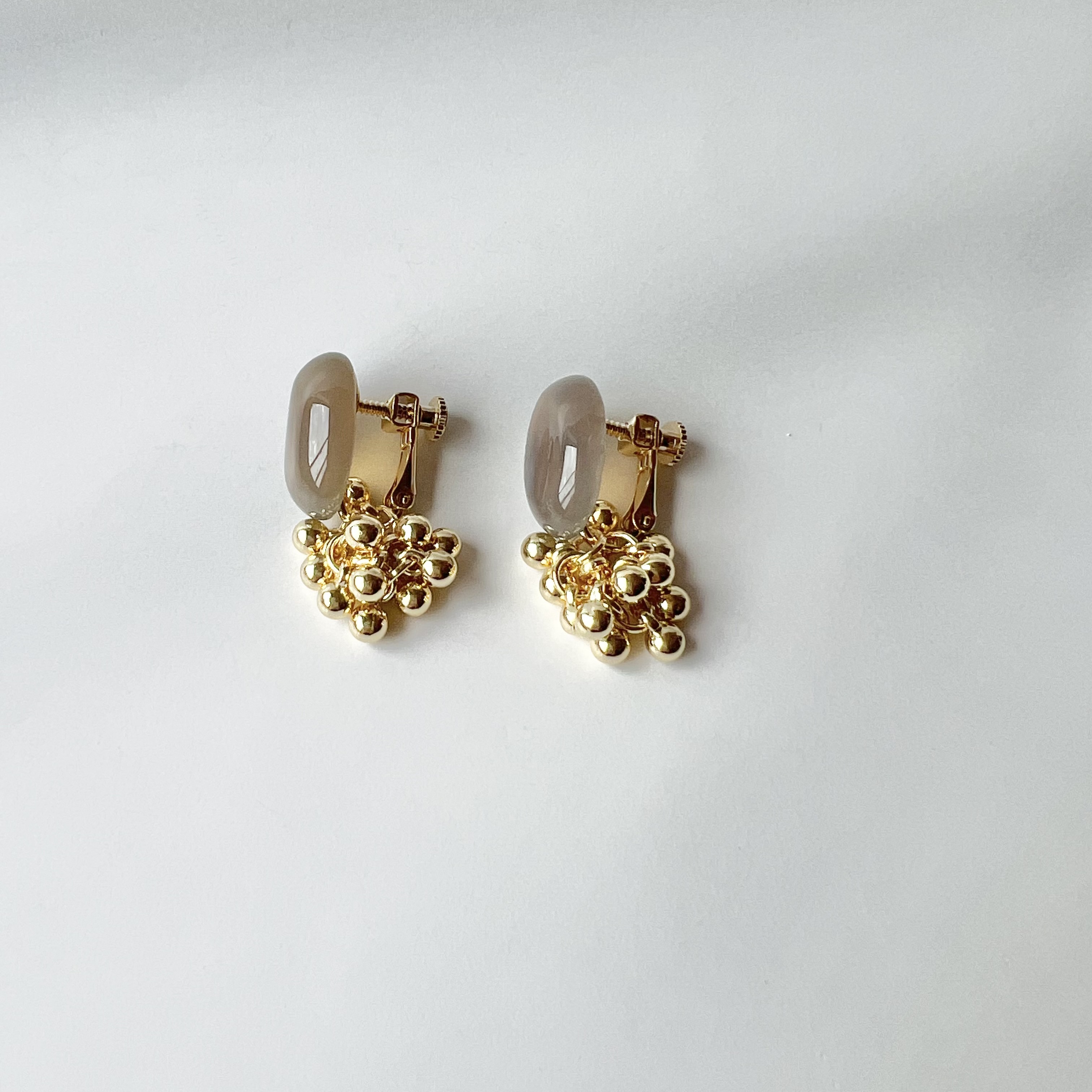 TVドラマ着用//グレーアゲートつぶつぶピアス /イヤリング | Handmade