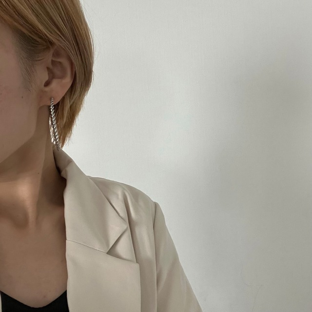 316L twist hoop pierce (P6-2)