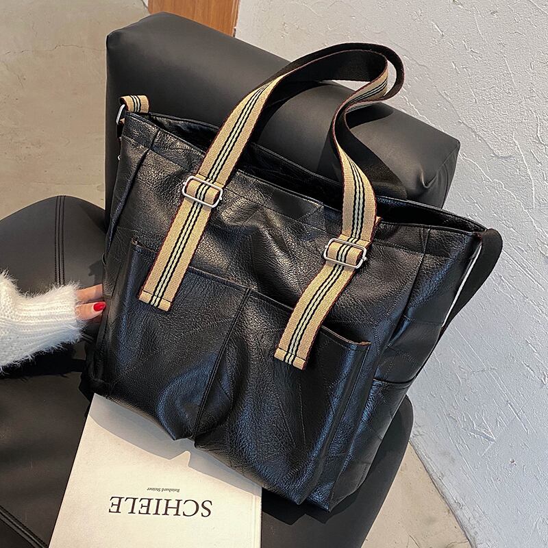 シンプルなレディース大容量バッグレディースバッグ2020秋冬新流行ファッションオールマッチショルダーバッグネットレッドトートバッグ Tiancai_Wing_Bag97760391702