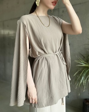 【即納】ケープ風スリットスリーブブラウス【ベージュ】