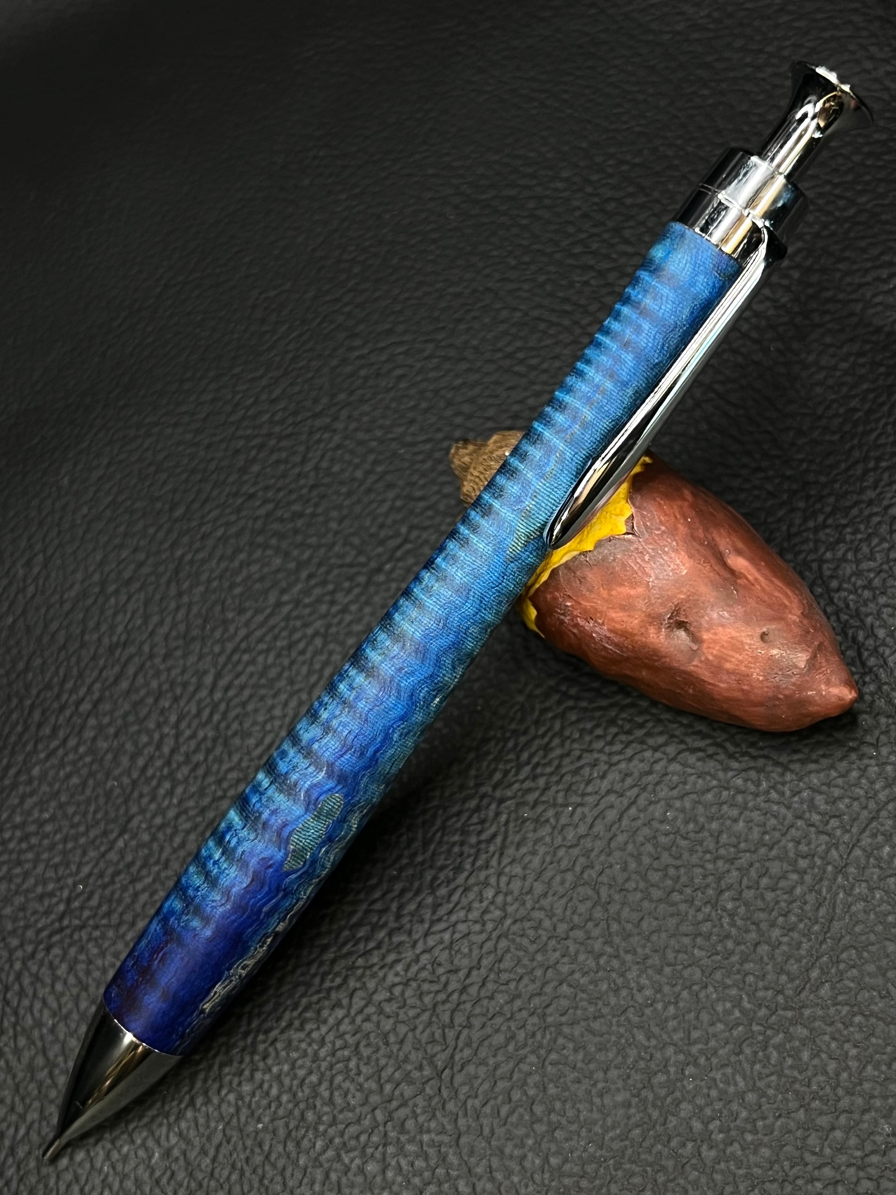 20 栃 スタビライズドウッド 極上杢 | こぶた工房