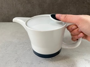 白山陶器　|　麻の糸　インディゴ　ポットL　（専用茶こし付）