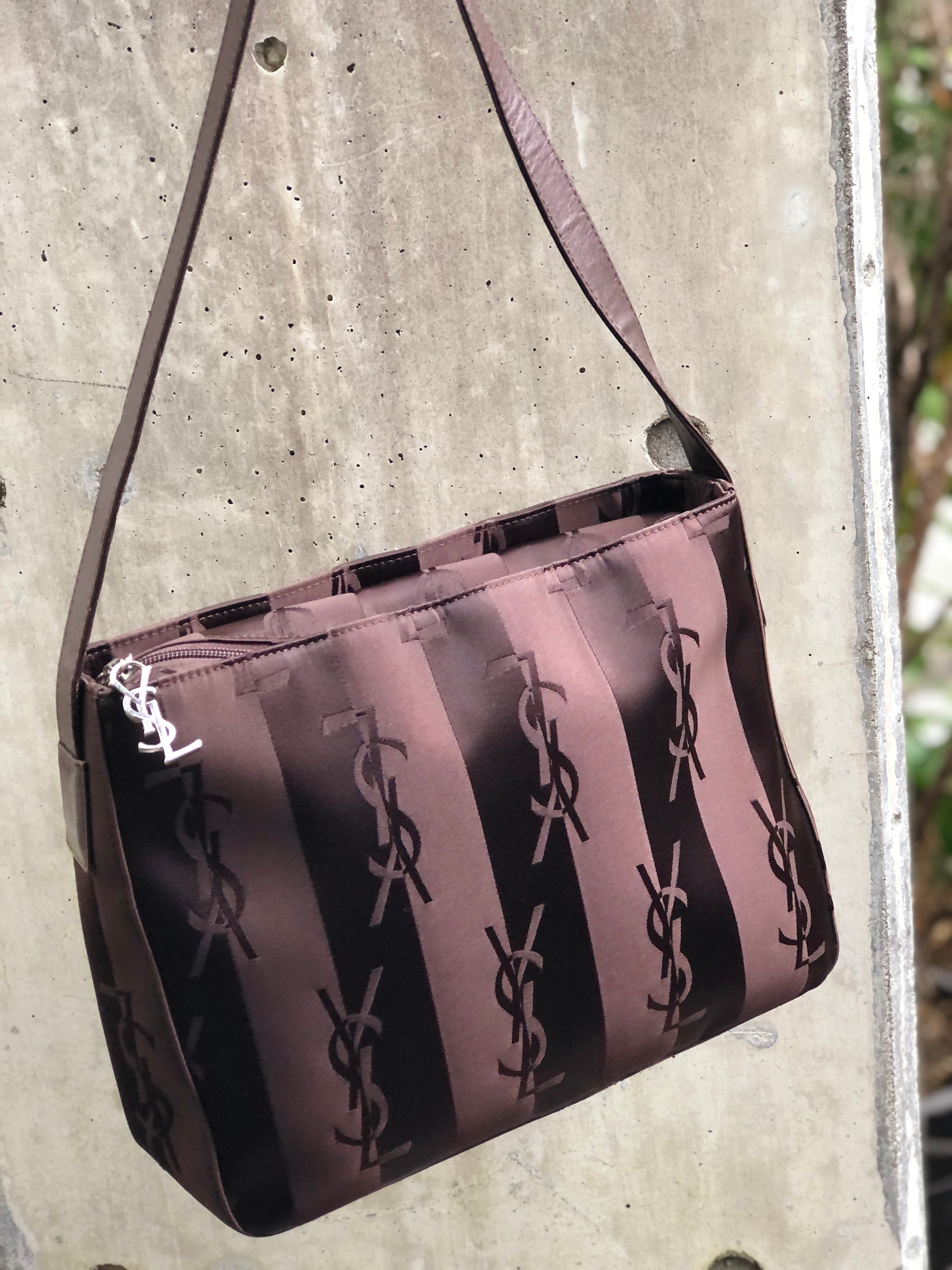 Yves Saint Laurent イヴ サンローラン YSLチャーム ストライプ ショルダーバッグ ブラウン vintage ヴィンテージ オールド vrpv4g | VintageShop solo powered by BASE