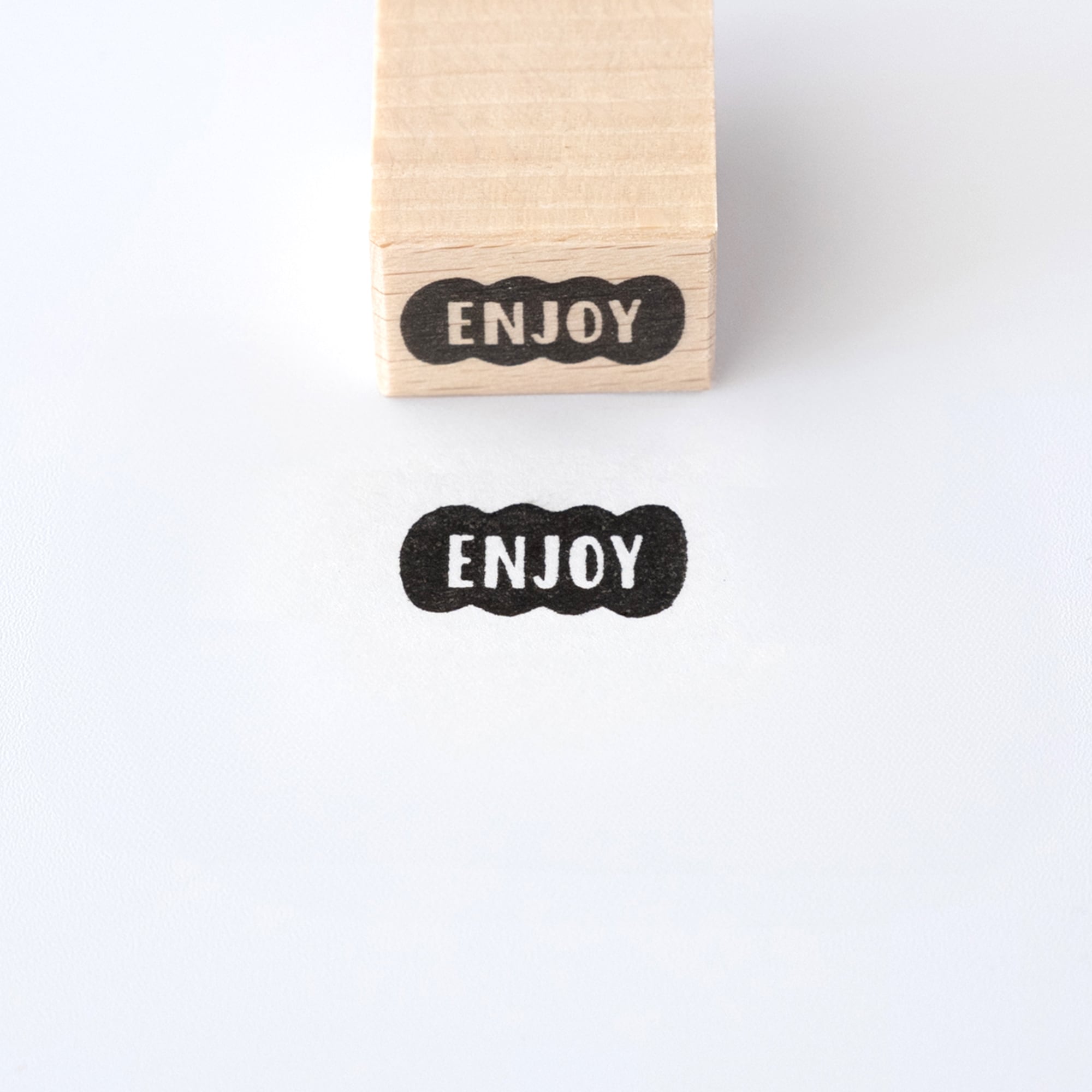 【吹き出しの文字】ENJOY | はんこ