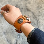 ウォッチブレス スリーコンチョ チーフ カウハイド
